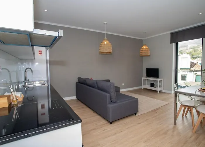 Gæstehus Casa Do Gaveto Água de Pau